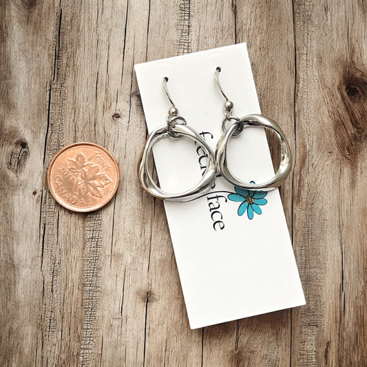 Lightweight Twisted Hoop Earrings – Non-Tarnish Rhodium Plated