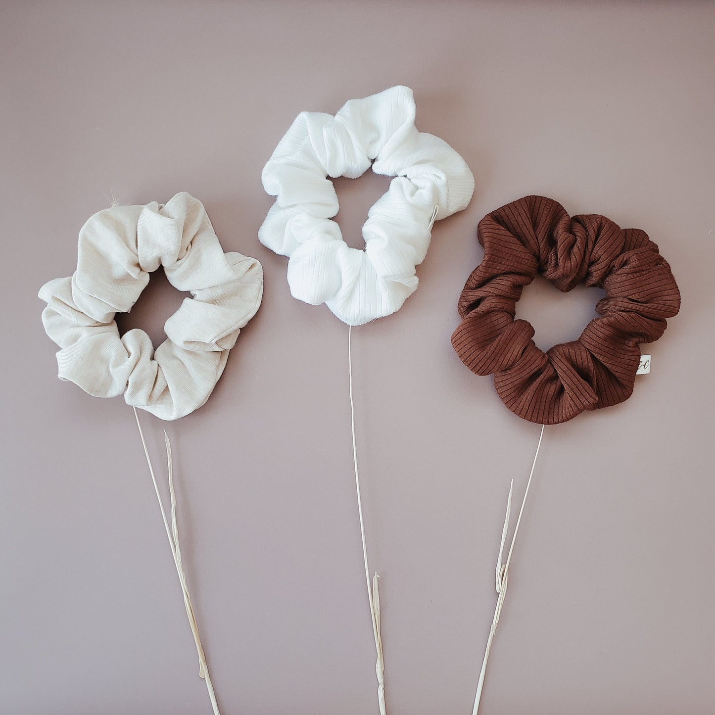 Ribbed Modal Scrunchie | Chocolate