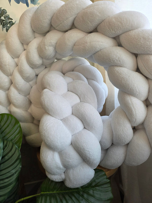 4-Strand Plush Braided Twin Bed Bumper