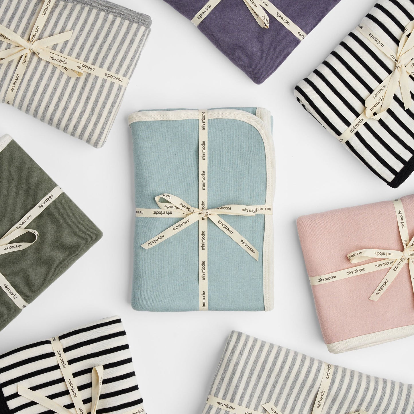 Organic Cotton Blanket – Dreamy Cuddle Collection