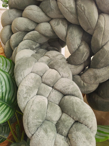 5-Strand Plush Braided Double Bed Bumper