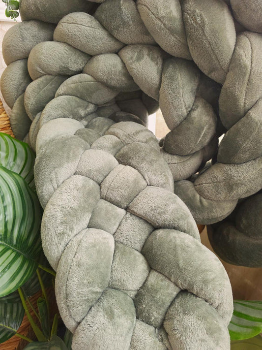 5-Strand Plush Braided Double Bed Bumper