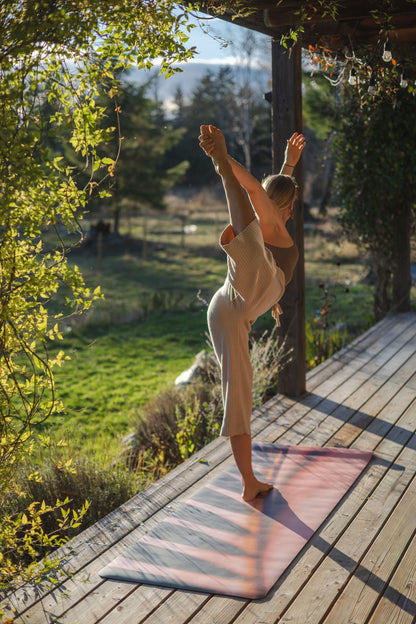 Sunrise Palms – Non-Toxic Yoga & Pilates Mat – Art Design, Canada