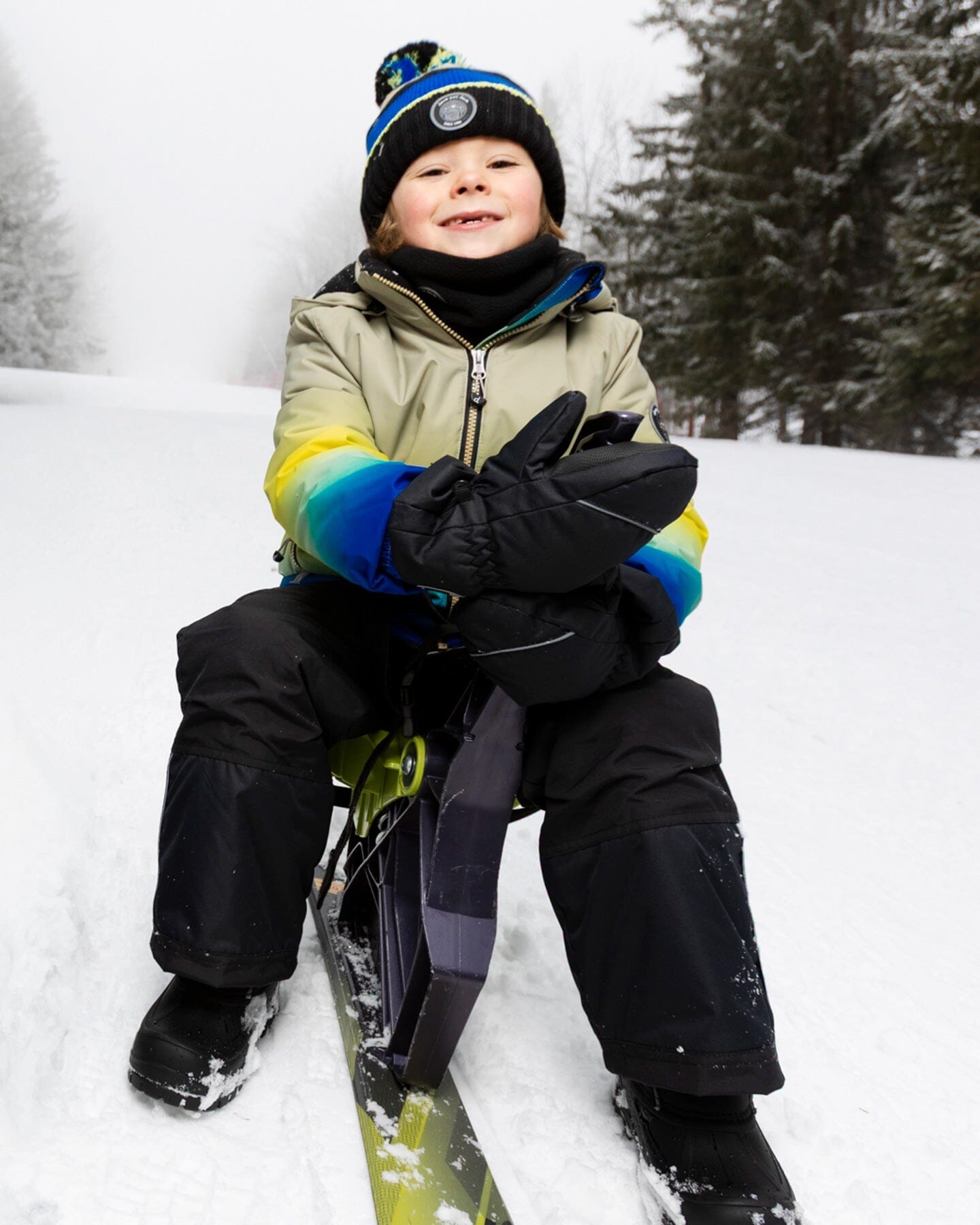 Winter Mittens Play Black