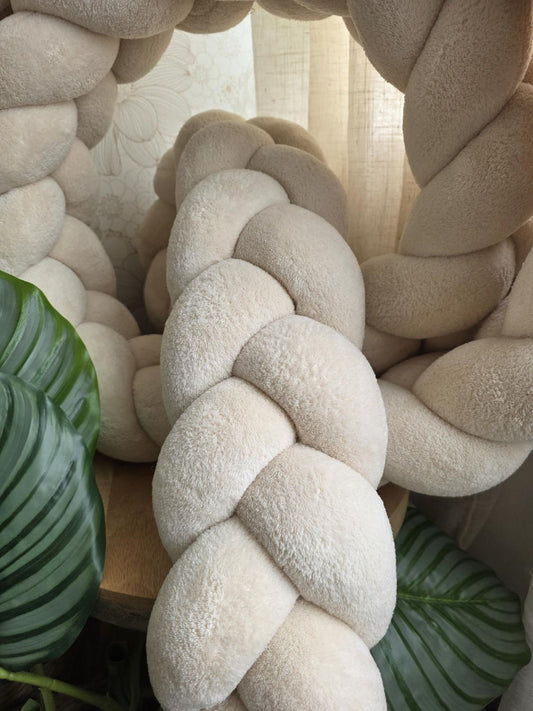 3-Strand Plush Braided Twin Bed Bumper