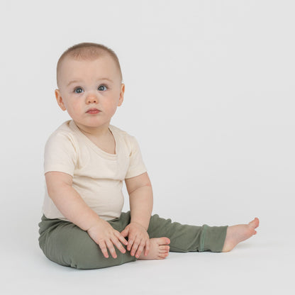 Organic Cotton Baby Bodysuit – Cloud Short Sleeve Collection