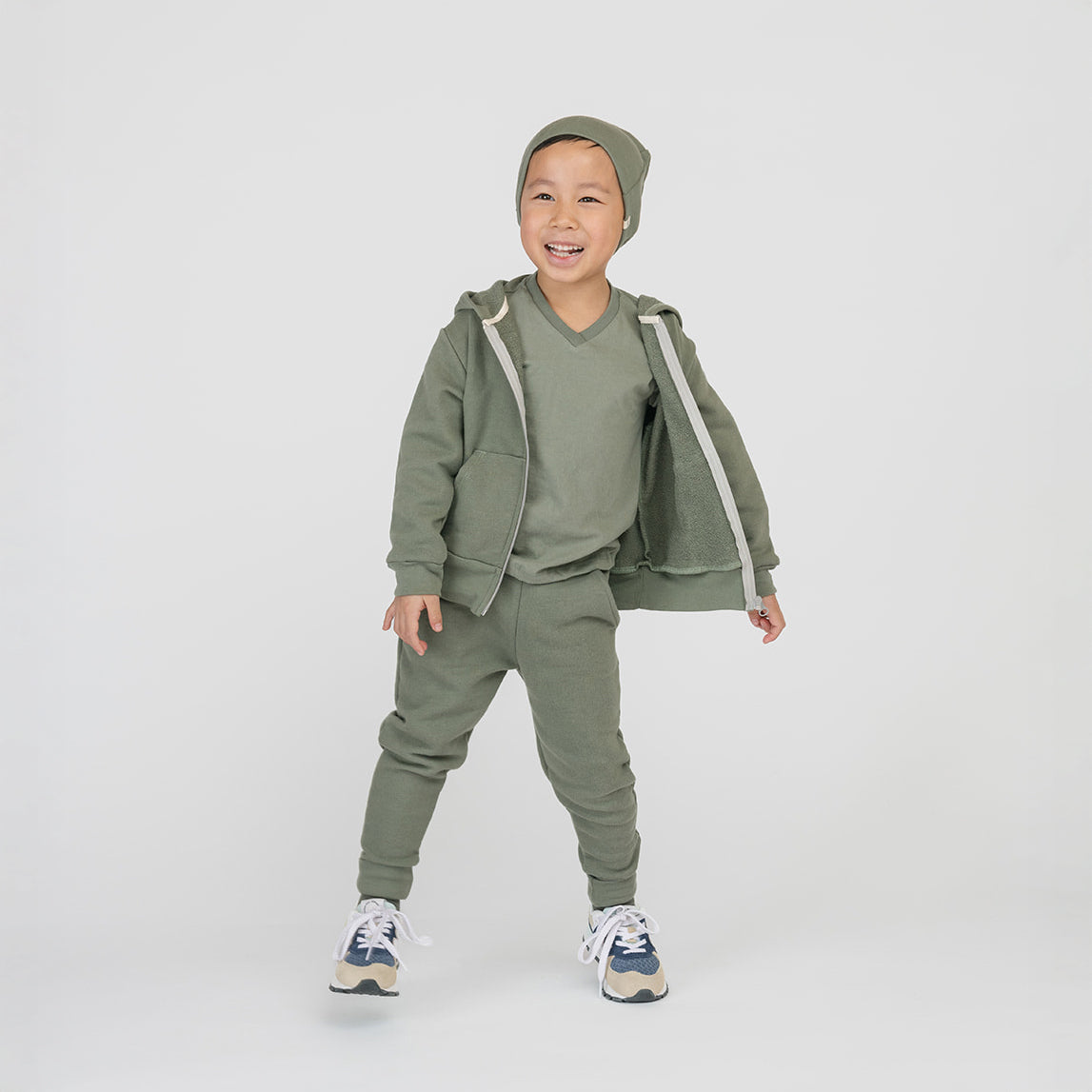 Organic Cotton V-Neck Tee – Cloud Collection